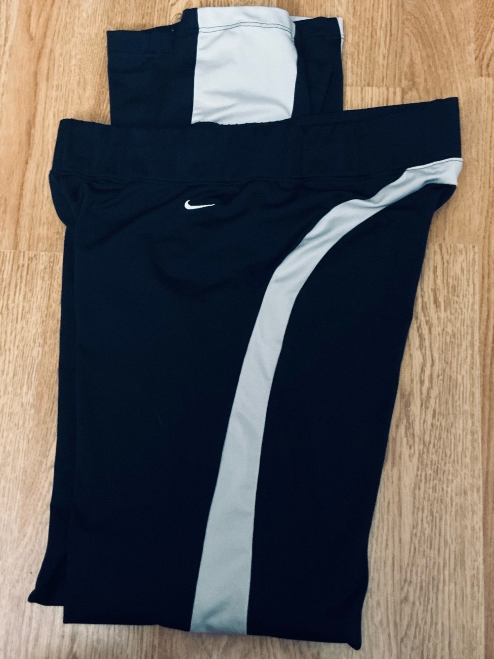 Nike Women’s Running Pants -  Navy Blue With White Stripes - Size Medium (8-10)